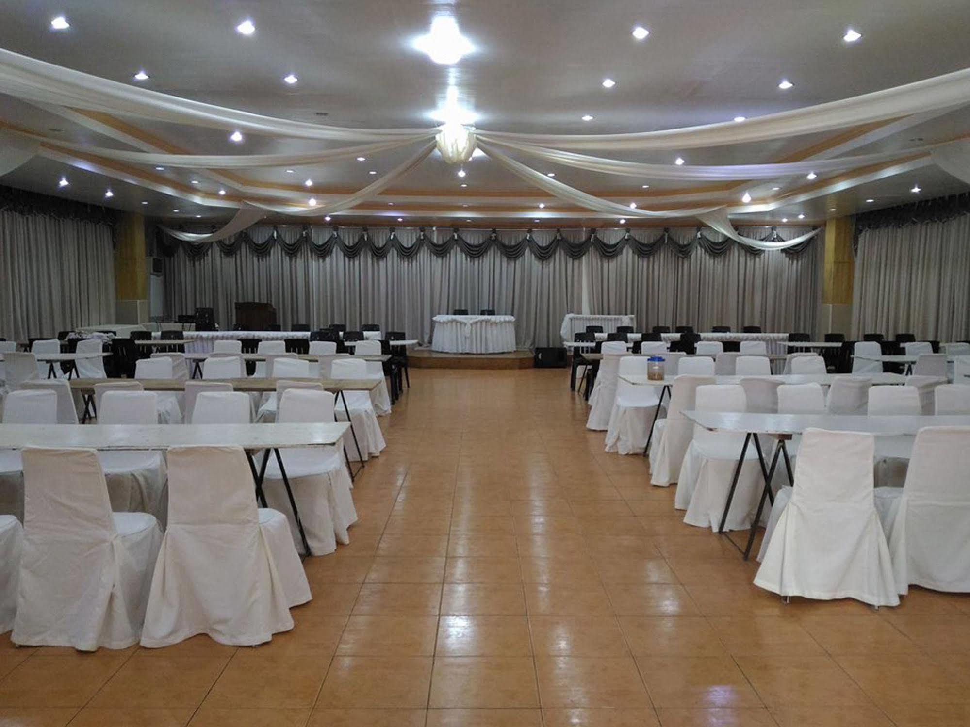 Tubod Flowing Water Resort Minglanilla Esterno foto